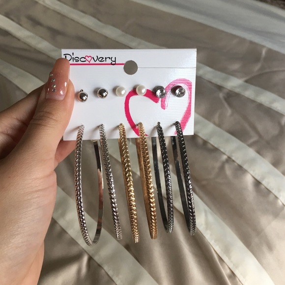 3 sets of earrings!
