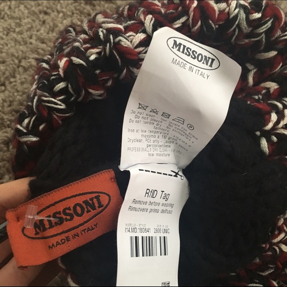Missoni authentic knit beanie berretto hat