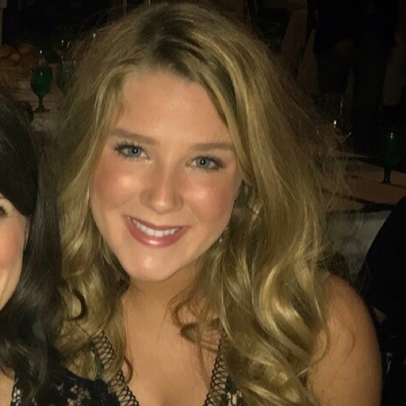 Meet your Posher, Lizzy