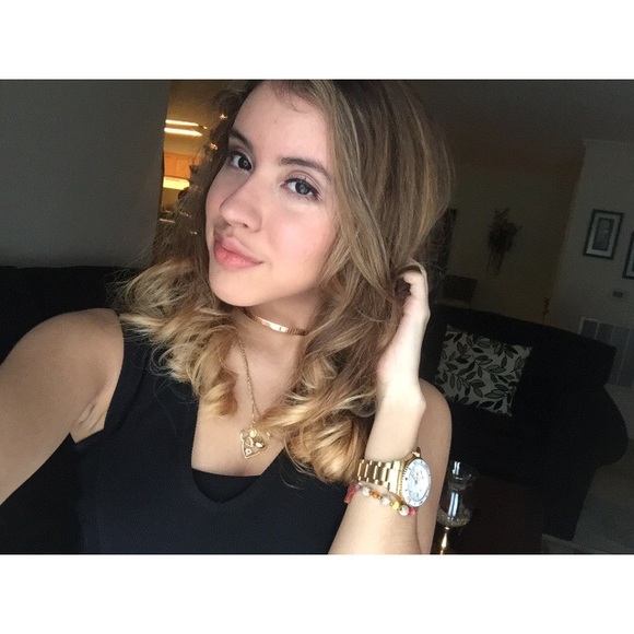 Meet your Posher, Valentina