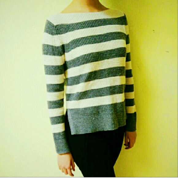 *GAP* Cute Striped Sweater with Side Slits - Picture 2 of 2
