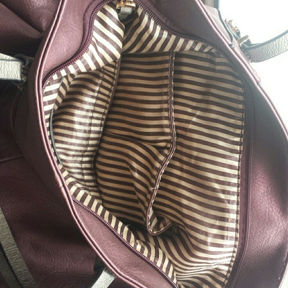 Purse - Picture 3 of 3