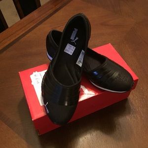 Puma Women's slip on sneaker