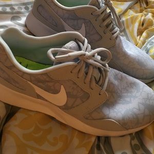 Nike shoes