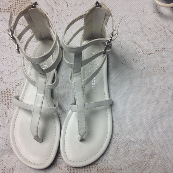 Ankle strap sandals
