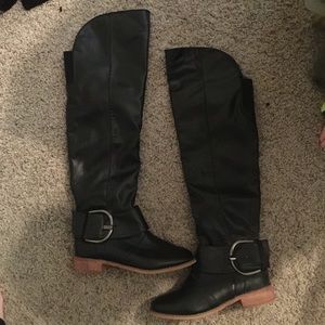 Cute Over the Knee Black Boots!