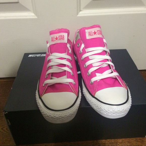 Hot pink converse