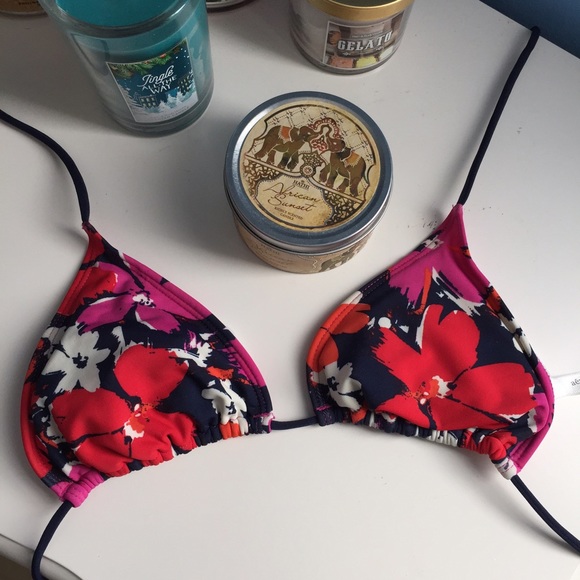 🌺Floral Bikini Top