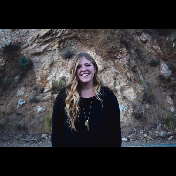 Meet Your Posher! - Picture 2 of 2