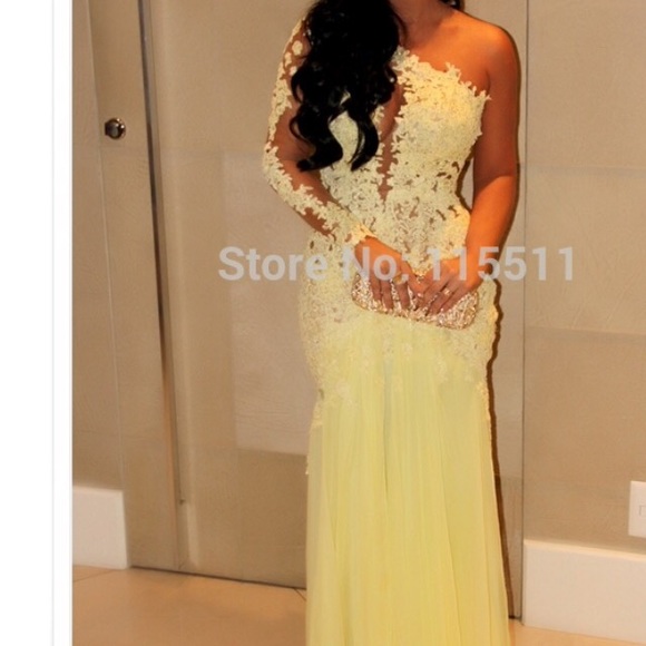 PROM DRESS , BLACK LACE