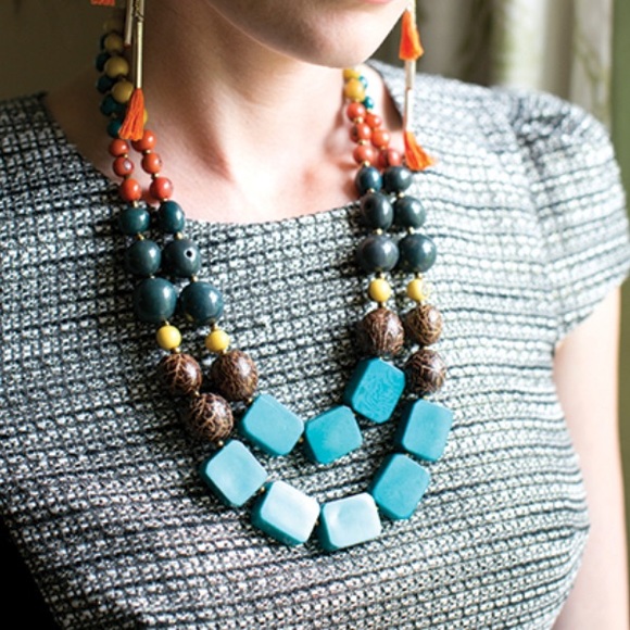 STUNNING Noonday Del Mar Necklace
