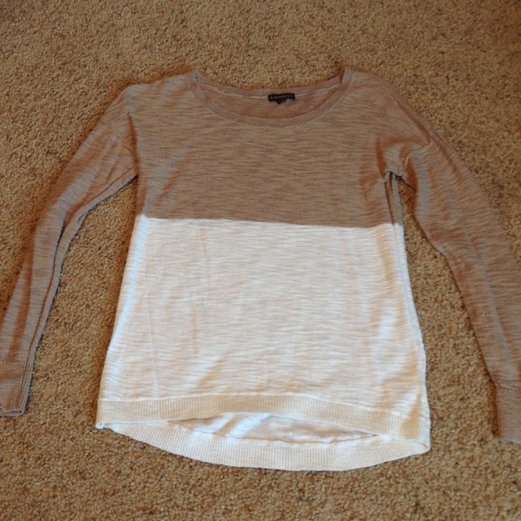 Two-toned long sleeve shirt, barely worn