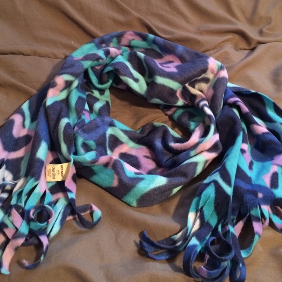 Scarf. Girls