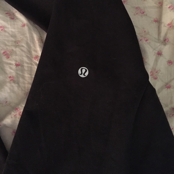 Lulu Lemon Yoga Pant - Picture 3 of 4