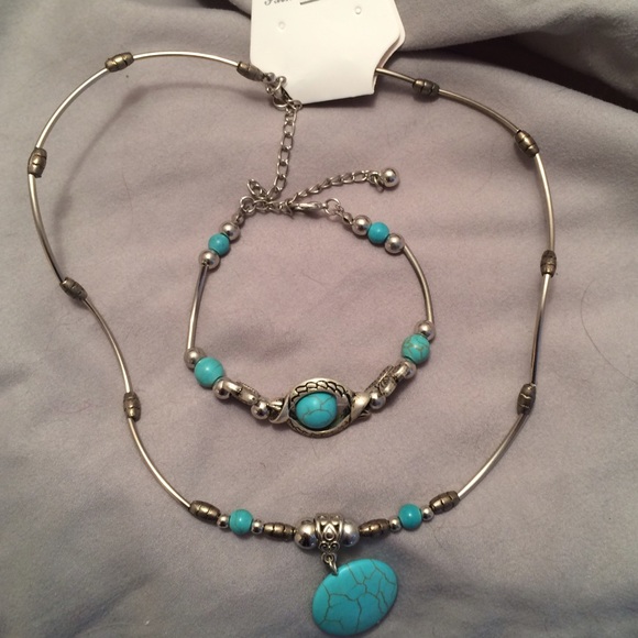 NEW 🌟 Matching Bracelet/Necklace