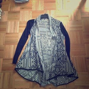 Anthro sweater size Xs only worn twice!