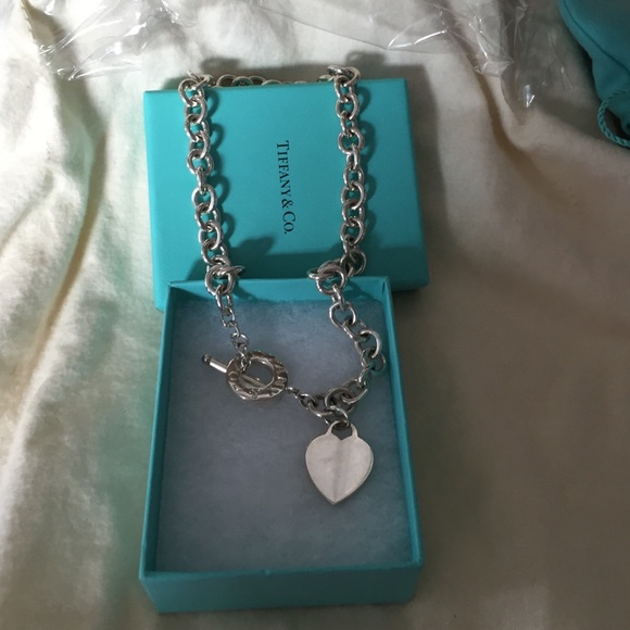 Tiffany & Co medium toggle necklace