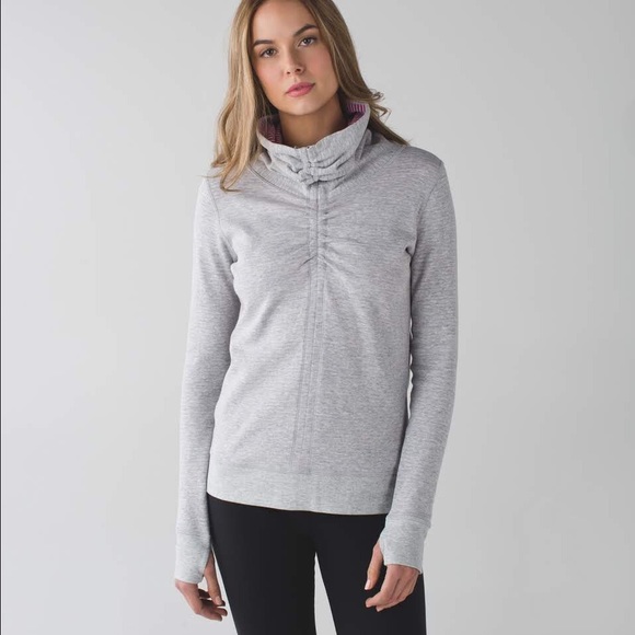 ⚡️SALE Lululemon In a Cinch Sweatshirt