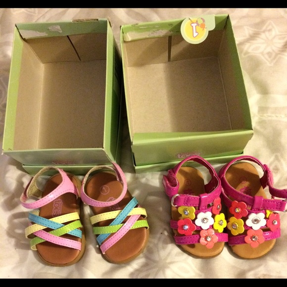 Baby girl sandals size 1