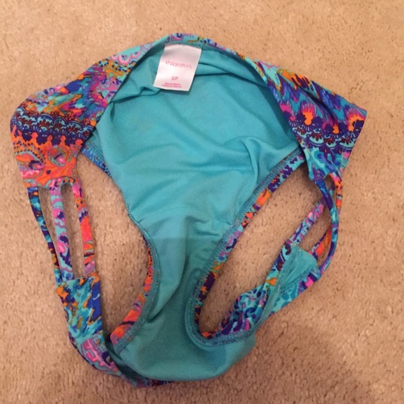 Target patterned bikini bottoms - Picture 3 of 4