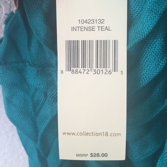 Infinity loop teal scarf - Picture 2 of 2