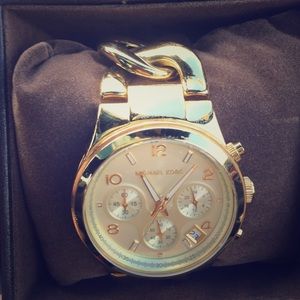 Gold Michael Kors Watch!