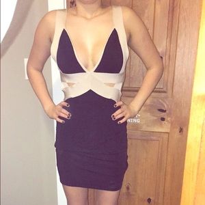 Brand new never worn bebe body con dress