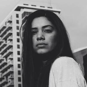 Meet your Posher, Roxanne