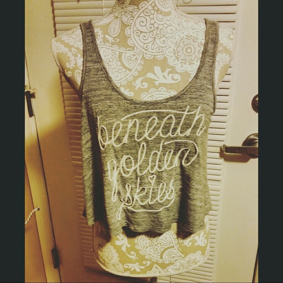 ?? Kendall & Kylie Beneath Golden Skies Tank