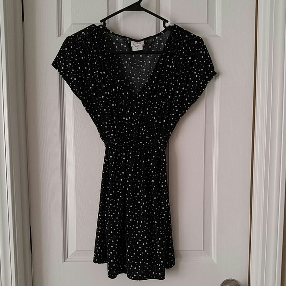 Motherhood Maternity Oh Baby Polka Dot V-neck Top