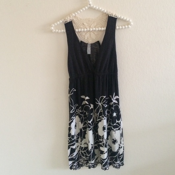 Black floral lace dress