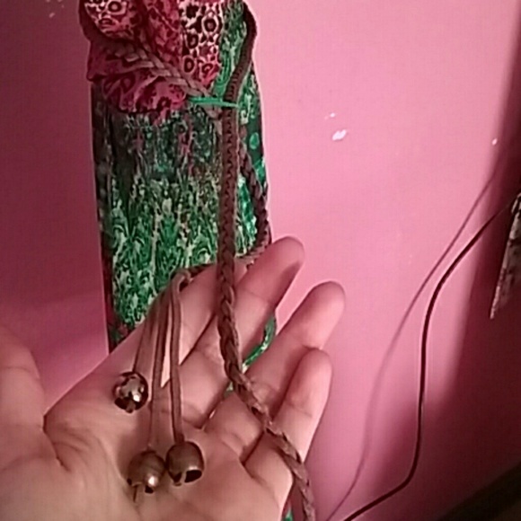 Cute pattern dress with belt - Picture 3 of 3