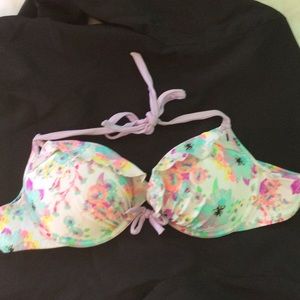Victoria's Secret bathing suit top. Worn once.