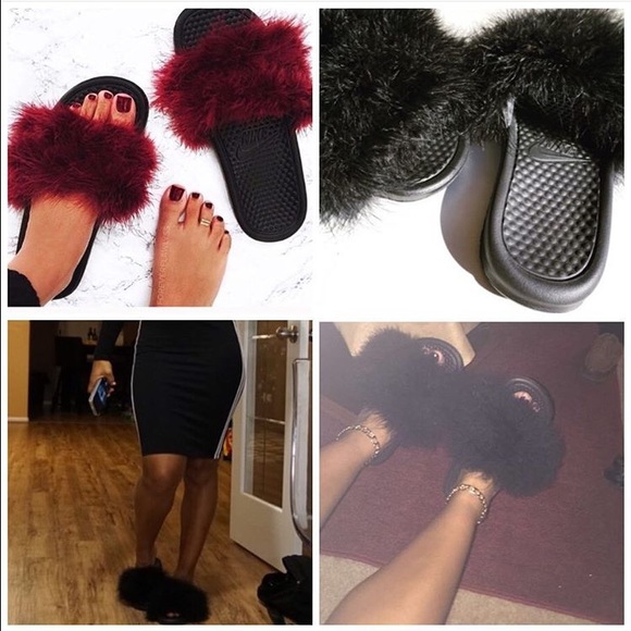 Custom Nike WMNS Benassi Slides!