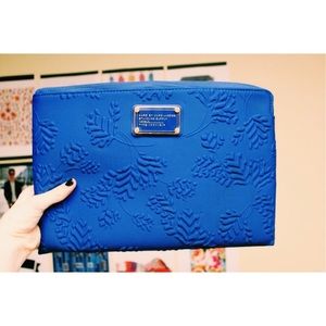 MARC BY MARC JACOBS Mini Mareika Neoprene Case 13"