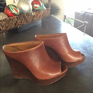 Steve Madden open toe mule ..leather 4 in heel..