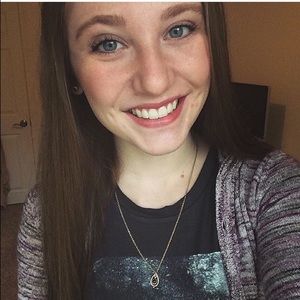 Meet your Posher, Savanah