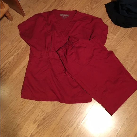 Red greys anatomy scrub set