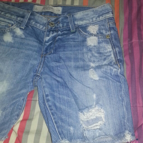 *SOLD*,Bermudas - Picture 3 of 4
