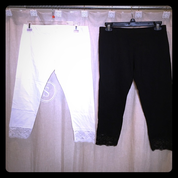 Lace Edged Solid Capri LEGGINS