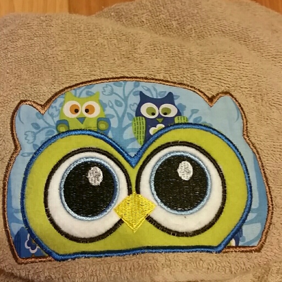 Hooded towel - Picture 2 of 2