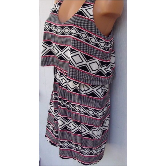 🎀BeBe Aztec T-Back 2-Tier Wrap Dress W/ Pockets🎀 - Picture 2 of 4