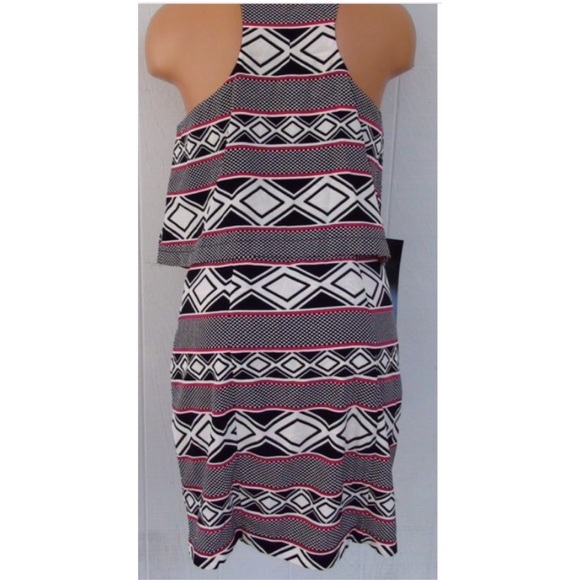 🎀BeBe Aztec T-Back 2-Tier Wrap Dress W/ Pockets🎀 - Picture 3 of 4