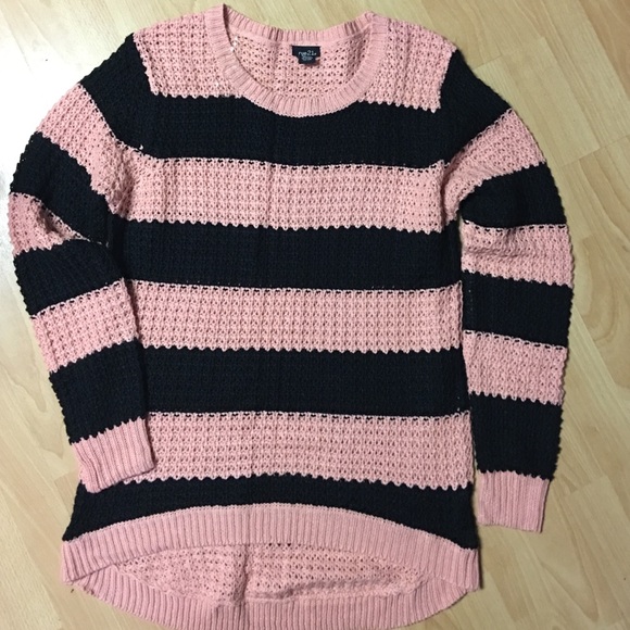 RUE 21 Peach and black knit sweater