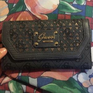 Guess wallet.
