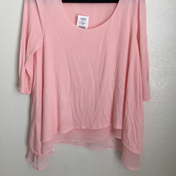 Women's size large pink shirt