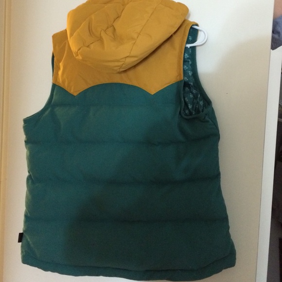 Patagonia Bivy Hooded Vest - Picture 2 of 4