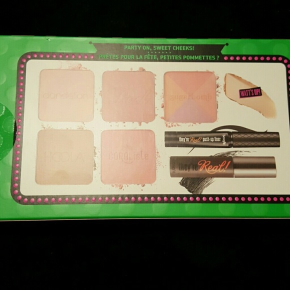 BNIB Benefit LE Real Cheeky Party Blushing Beauty - Picture 3 of 3