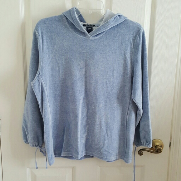Hooded top