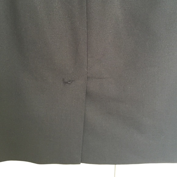 Banana Republic Skirts - Banana Republic black pencil skirt, sz 6 Banana Republic Skirts - Banana Republic black pencil skirt, sz 6